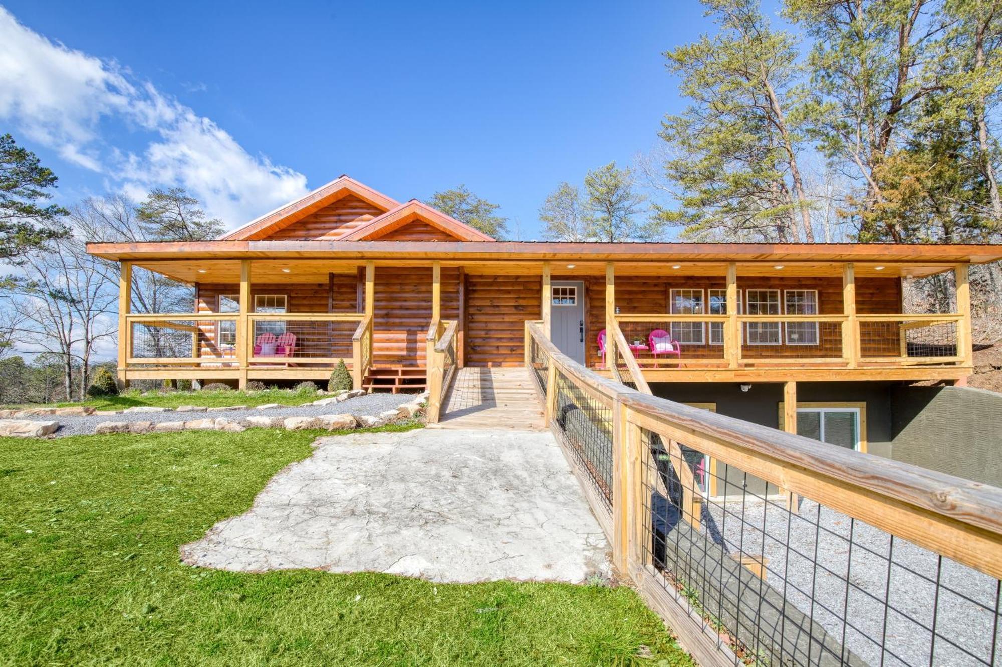 Pink Pines Avantstay Luxury Aesthetic Dream Home Indoor Pool Hot Tub 비둘기 포지 외부 사진