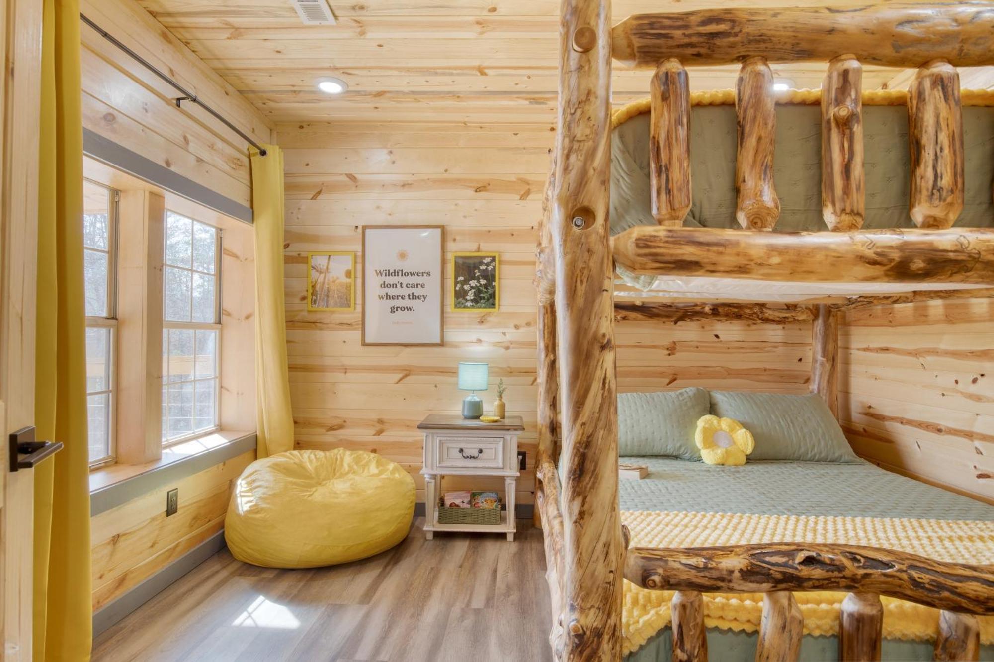 Pink Pines Avantstay Luxury Aesthetic Dream Home Indoor Pool Hot Tub 비둘기 포지 외부 사진