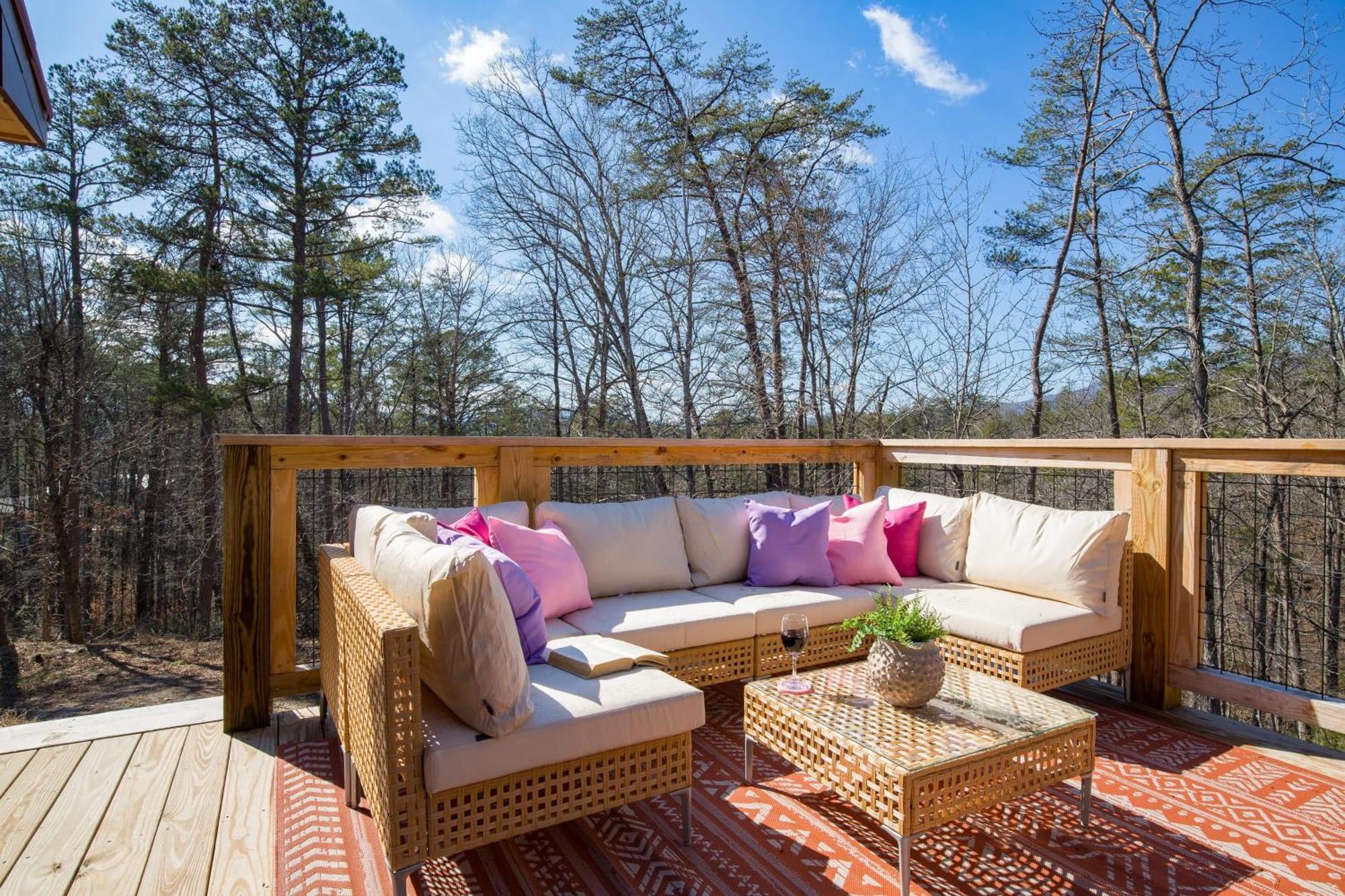 Pink Pines Avantstay Luxury Aesthetic Dream Home Indoor Pool Hot Tub 비둘기 포지 외부 사진