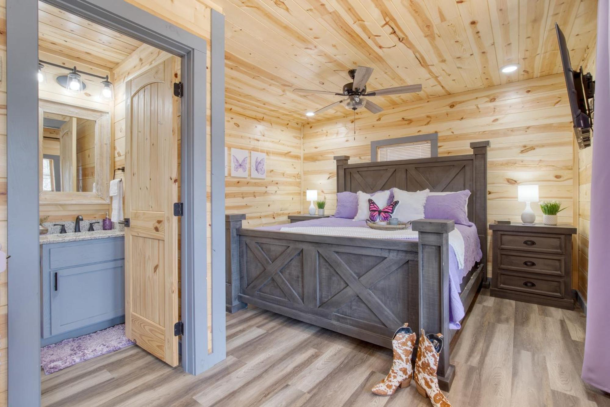 Pink Pines Avantstay Luxury Aesthetic Dream Home Indoor Pool Hot Tub 비둘기 포지 외부 사진